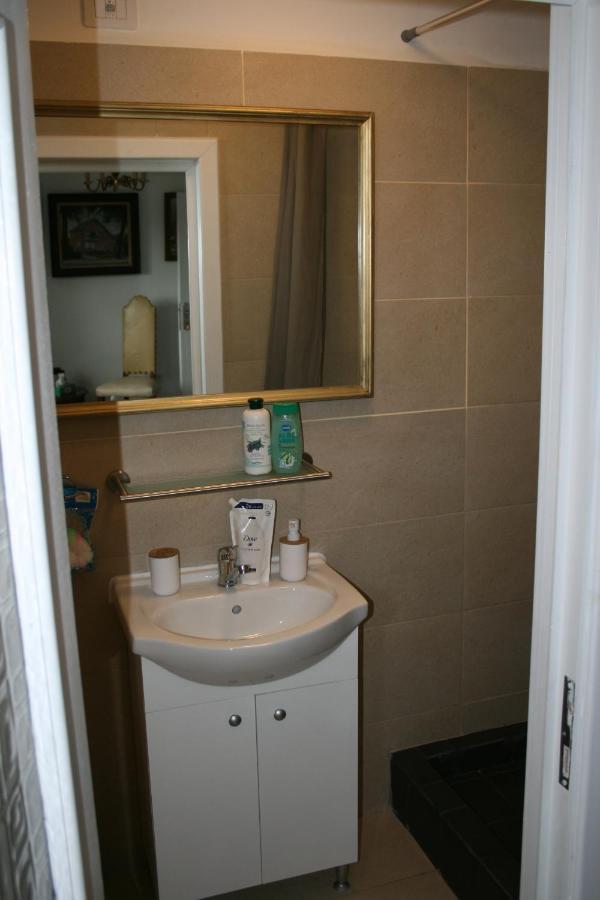 Colev Rooms Focşani Extérieur photo